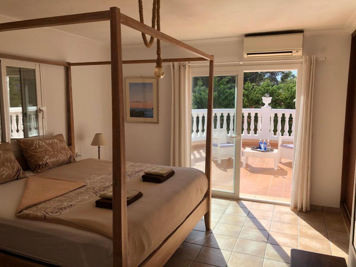Villa Casa Diego Ibiza ซานตาเอวเลเรียเดสริว ภายนอก รูปภาพ